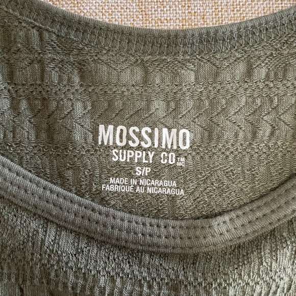 Mossimo Top - Picture 3 of 3